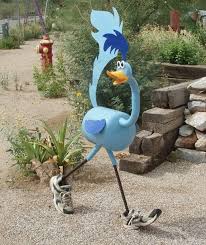 поделки на участок в детский сад из пластиковых бутылок Crafts From Plastic Bottles Recycled Art Yard Art Plastic Bottle Art
