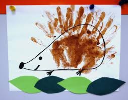 Handabdruck Bilder Kinder Igel Herbst Basteln Kindergarten Handabdrucke Basteln Handabdruck Bilder Bilder Selbst Gestalten