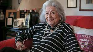 Eunice muñoz news, gossip, photos of eunice muñoz, biography, eunice muñoz boyfriend list eunice muñoz is a 92 year old portuguese actress born on 30th july, 1928 in amareleja, moura. Vqi4ayehwywvkm