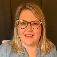 Julia Schmalz (@JuliaSchmalz4)