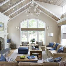 17 charming living room designs with vaulted ceiling 0 comments when decorating a living room in accordance with the colors of the walls, it is necessary to solve the problem with the ceiling to emphasize the proportions of the rooms and eliminate all the physical defects. 75 Beautiful Vaulted Ceiling Living Room Pictures Ideas June 2021 Houzz