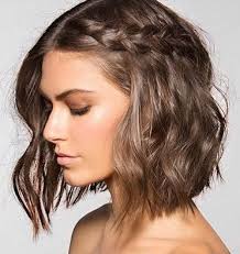 Los 20 peinados para medias melena que más favorecen