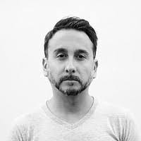 Miguel Escalante's Instagram, Twitter & Facebook