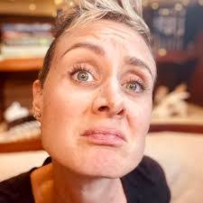 Rebekah Leslie's Instagram, Twitter & Facebook