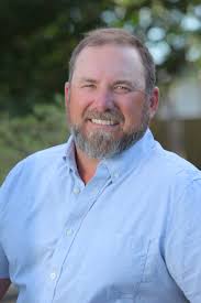 Ryan Ceniga, Dawn Lesley vie for Lane County Commissioner seat