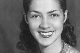 The University of Chicago Magazine: Features