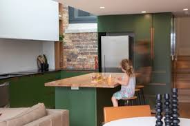 They can provide a nice accent to any room or even add some color to a room. 75 Beautiful Kitchen With White Splashback Ideas Designs August 2021 Houzz Au