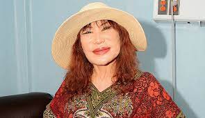 We did not find results for: Lyn May Antes De Sus Cirugias Asi Se Veia