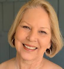 Carol Johansen's Instagram, Twitter & Facebook