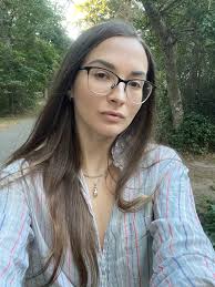 Hiya! I'm looking for a sublet (private room or full place) from mid Feb