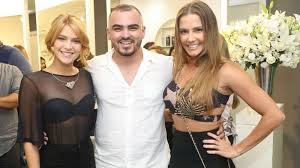 Narciza claudia saldanha tamborindeguy (rio de janeiro, 25 de outubro de 1966) é uma socialite, advogada, escritora e jornalista. Arquivos Narcisa Tamborindeguy Heloisa Tolipan Heloisa Tolipan