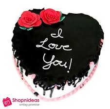 Half Kg Chocolate Heart Shape Birthday Cake Indulge Your Loved Ones In The Sinfully Delicious Taste With This Half Kg Plain Heart Shaped Chocolate Cake Online Cake Delivery In Sat Heart Shaped Chocolate Online Cake Delivery Fresh Cake