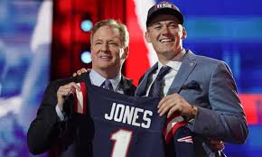 Maybe you would like to learn more about one of these? Nfl Draft Patriots Tee Up Jones As Brady S Successor As Fields Heads To Bears Nfl The Guardian