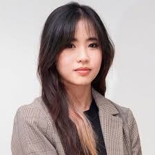 Quynh Dao's Instagram, Twitter & Facebook