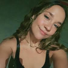 Sydney Harvey's Instagram, Twitter & Facebook