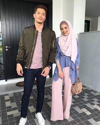 Ejaz pushed jealous with the presence of daniel and razik, who also keeps a special feeling in warda. See This Instagram Video By Neelofa 38 3k Likes Turban Kiyafetler Casual Hijab Outfit Islami Moda