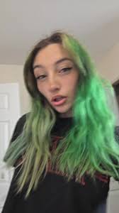 carrie marlow (@carriemarlow1998)