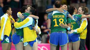 Depois de empatar com o roc (comitê olímpico da rússia), que são as atuais campeãs olímpicas, o brasil conquistou sua primeira vitória no handebol feminino da olimpíada. Londres 2012 A Melhor Colocacao Do Handebol Feminino Em Olimpiadas Dois Minutos