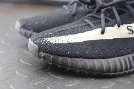 As the uppers are a bit more on the rigid side, the v3s tend to feel a bit tight. Yeezy Slides The Japanese Way