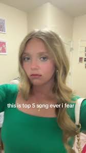 Brianna Morrow's Instagram, Twitter & Facebook