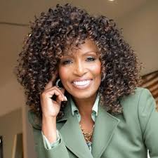 Dina Stanton's Instagram, Twitter & Facebook