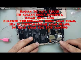 Lanjut lagi, jalur konektor cas xiaomi ini akan menuju ke komponen kapasitor berikut ini. Reques Xiaomi Redmi Note 3 Charging Fail Fix Solusi Redmi Note 3 Tidak Bisa Di Cas Youtube