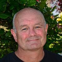 Travis Stringfellow's Instagram, Twitter & Facebook