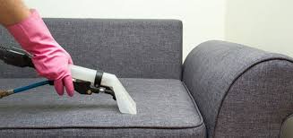 شركة تنظيف كنب بحائل هناك الكثير من أنواع الكنب التي يمكن أن تقتنيها بمنزلك كما تتعد ألوانها وأشكالها ونوع النسيج المصنو Couch Fabric Washable Slipcovers Couch