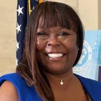 Sherry Holliman's Instagram, Twitter & Facebook