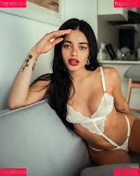 Juli Savioli Onlyfans Photo Gallery Leaked Nude Juli Savioli (Image  7708717) - Fapello.ru