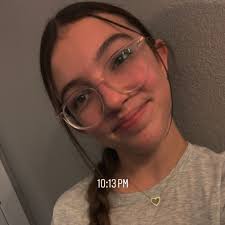 Julia Cate and Zach Welch 's Wedding Website