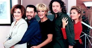 Καλεσμένη του γρηγόρη αρναούτογλου στο «the 2night show» είναι απόψε η υρώ μανέ. Yrw Mane Patrisnews Efhmerida Patris Hleias