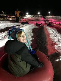 Hotel au calme bon emplacement pas de refrigerateur en chambre.l 'hotel aurait besoin d'un rafraichissement. Galactic Snowtubing Is Camelback Resort S Newest High Speed Adventure New York Daily News