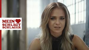 Marina marx ist eine powerfrau, die liebe zu rock und country entfachte bei ihr bereits in der kindheit. Marina Marx Der Geilste Fehler Offizielles Video Youtube