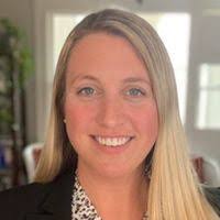 Elinor Mason's Instagram, Twitter & Facebook