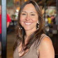 Diana Duran's Instagram, Twitter & Facebook