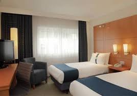 Marylebone inn hotel is a classical architectural period building ideally located just a few minutes walk from baker street and marble arch. Holiday Inn London Regents Park Carburton Street Marylebone W1w 5ee Hotels Bb S