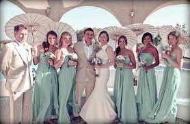 The Best Beach Wedding Dresses And Style Tips Wedding Ideas Beach Wedding Attire Wedding Abroad Beach Wedding Dress
