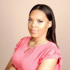 Erica Beaulieu's Instagram, Twitter & Facebook