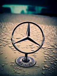 Mercedes Benz Logo Badge Emblem Cars And Motor Mercedes Benz Wallpaper Mercedes Benz Logo Mercedes Wallpaper