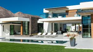 Modern Desert Home By South Coast Architects Homeadore Desert Homes Modern Desert Modern Coast