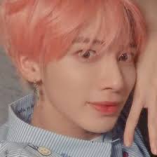 Lauren Ly (sunnoanna)