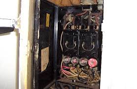 About 1% of these are fuse components, 0% are power distribution equipment, and 0% are fuses. Why Is An Old Fuse Panel Dangerous