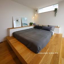 ハウスクラフト on instagram 小上がりにした造作のベッド マットレスを置くだけで和モダンの雰囲気に more photos housecraft jp 造作 ベッド マットレス