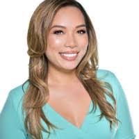 Victoria Hwang's Instagram, Twitter & Facebook