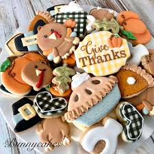 Thanksgiving Themed Sugar Cookies In 2020 Halloween Sugar Cookies Cookies Theme Halloween Cookie Recipes