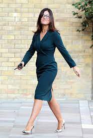 May 31, 2021 · gmb confirm susanna reid is not hosting all week amid masked dancer rumours. Susanna Reid Looks Incredible In A Dark Green Dress After Revealing One Stone Weight Loss