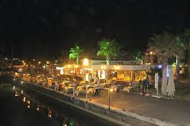 Fırat yılmaz çakıroğlu, 1 ocak 1991 tarihinde konya'nın akşehir bölgesinde dünyaya gelmiş isimlerden birisidir. Sevilla Cakiroglu Cafe Bar Restaurant Bodrum City Restaurant Reviews Photos Phone Number Tripadvisor