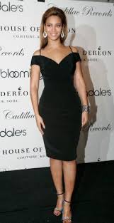 Beyonce In The Little Black Dress Celebrities Best Little Black Dresses Little Black Dress Dresses Fashion