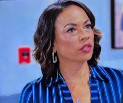 Faith and Leslie look alike to me. Anyone else think so?